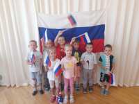 22  августа - День флага России